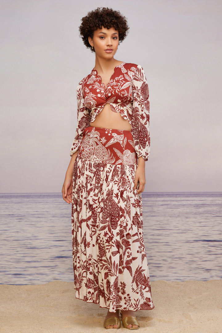 Carmine Scallop Top