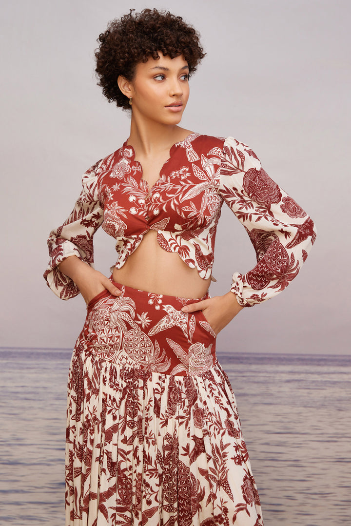 Carmine Scallop Top