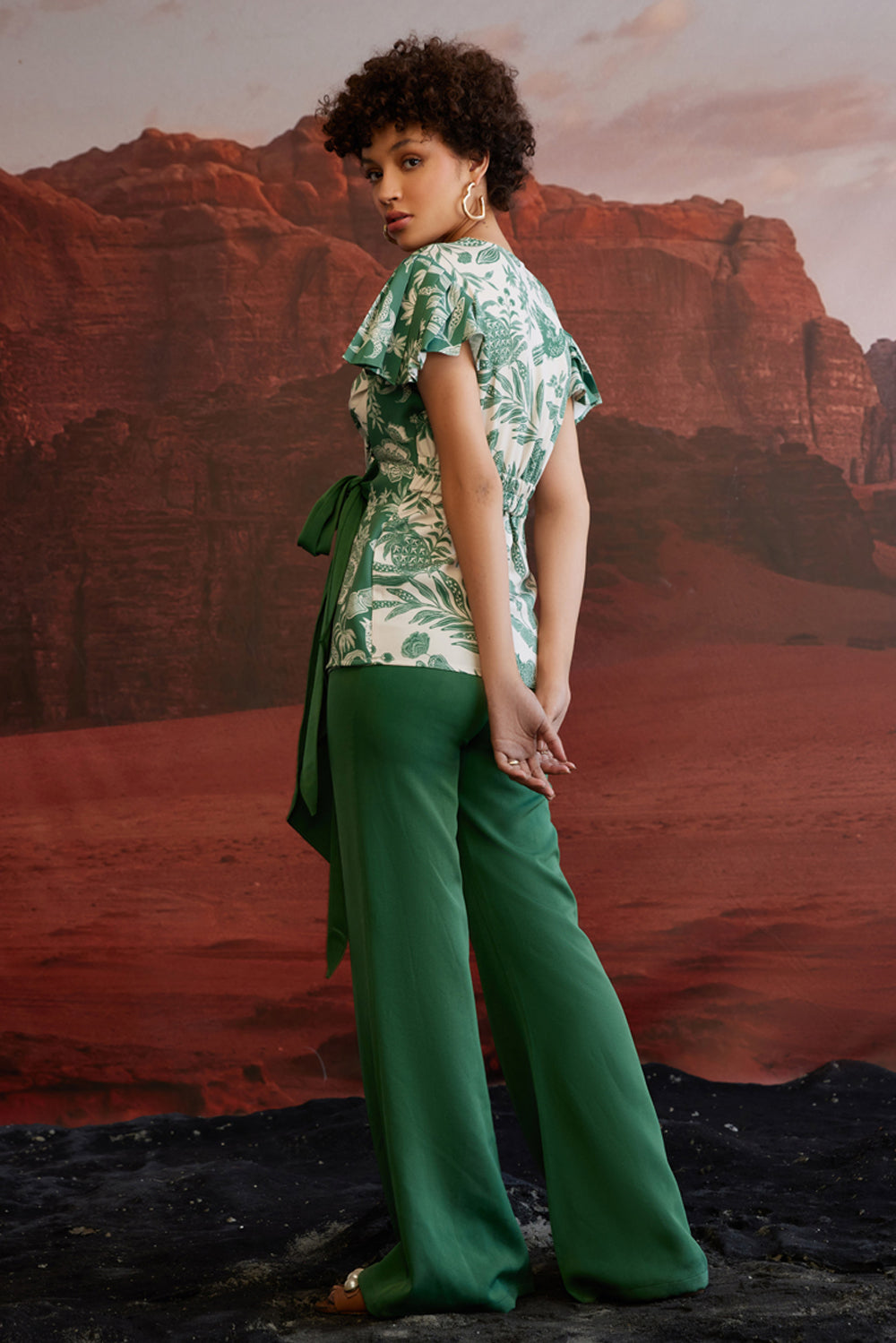 Taha'a Grace Top