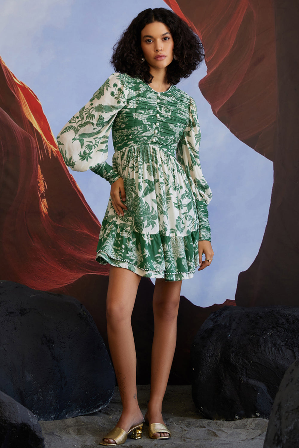 Taha'a Puff Dress